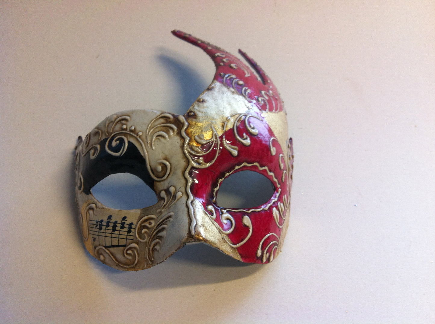 colombina cigno in cartapesta indossabile
