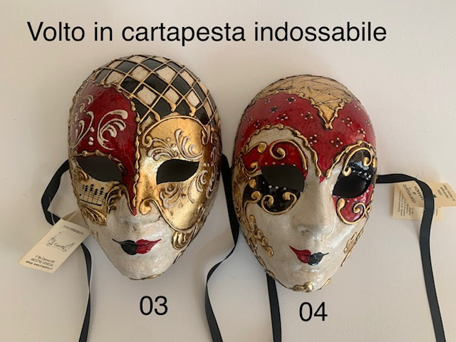 maschera volto indossabile in cartapesta con foglia d'oro