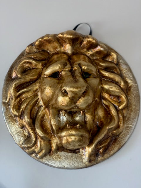 leone cartapesta cm 35decorato con foglia doro e foglia argento